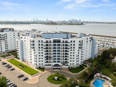 1001 Marina Dr APT 507