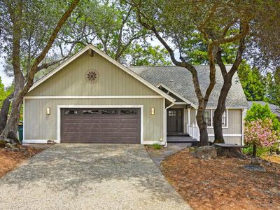14051 Strawberry Cir