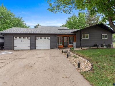 300 W Maple St