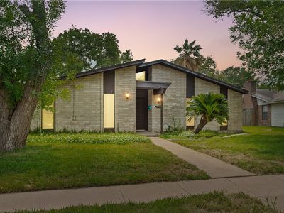 4505 Cobblestone Ln
