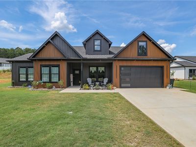 2925 Old Greenville Hwy