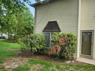 82 Chatham Ct