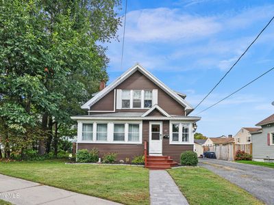 453 Elm St