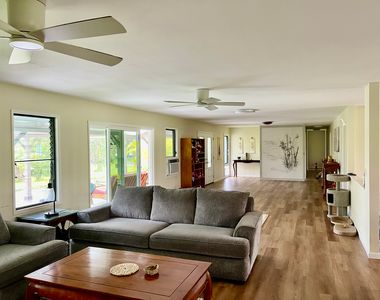 935 Kukuau St