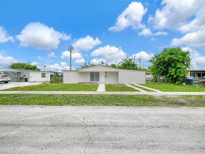 1380 W 60th Ter