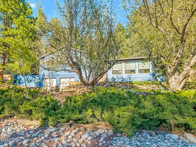 910 N Turquoise Dr