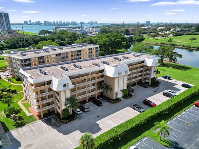 308 GOLFVIEW Road #406