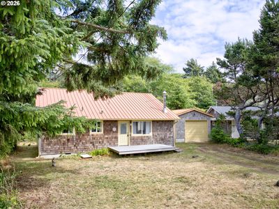 Property at 8845 Central Ct, Rockaway Beach, OR