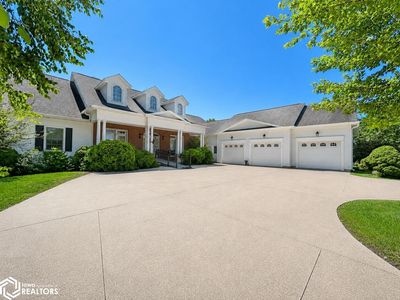 3434 Hickory Hills Dr