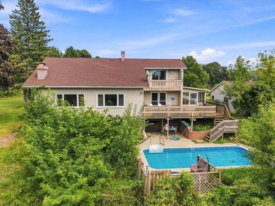 7475 Brookhaven DRIVE