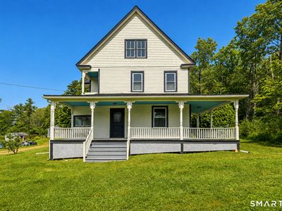 117 Greenwoods Road East