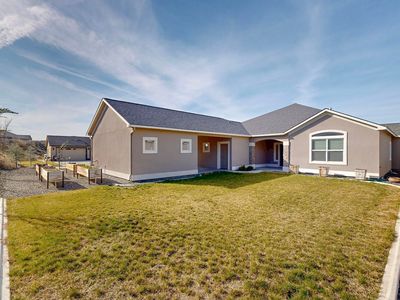 6733 Caspian Pl