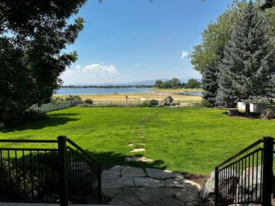 2521 Lake Dr