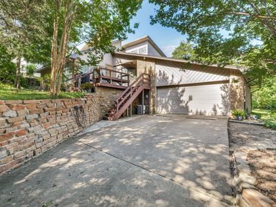 1015 Georgeland Dr