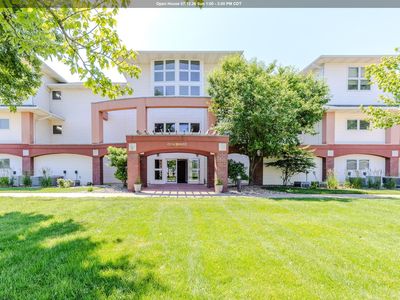 1605 Chalstrom Beach Rd #103