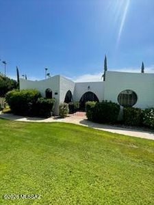 668 W Roller Coaster Rd