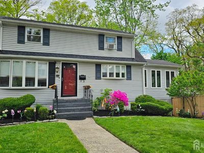 256 S 8th Ave