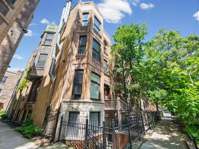 2216 N Sedgwick St #1