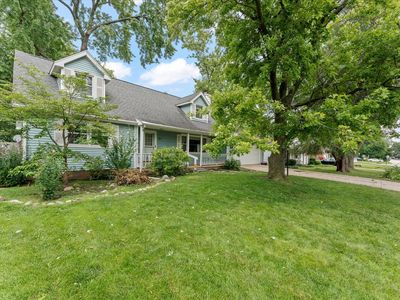 1606 Dobbins Dr