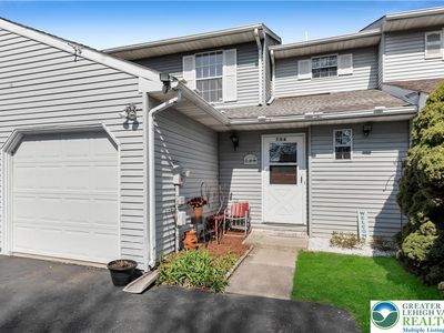 706 Overlook Dr