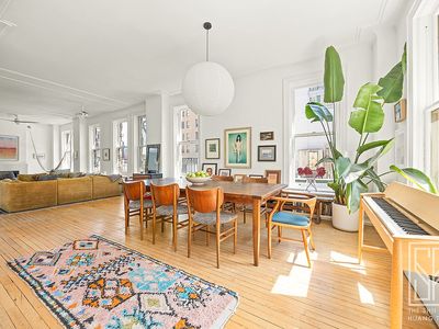 366 Broadway APT 6D