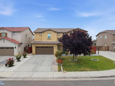 7309 Glitter Way