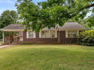 222 Whiten Rd
