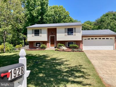 1928 Canonchet Ct