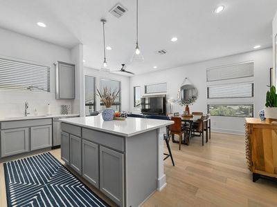 Property at 2050 Lohmans Spur Rd #2301, Austin, TX