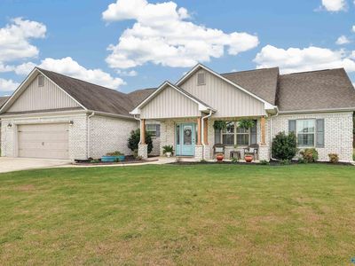 Property at 26437 Sydney Dr, Elkmont, AL