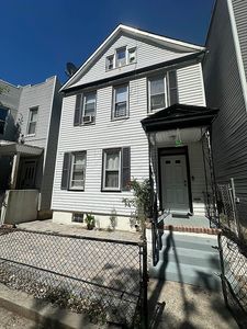 4142 52nd St