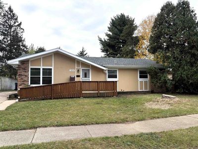 1834 South Crosby Avenue