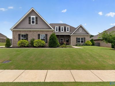 305 Woodwind Dr SW
