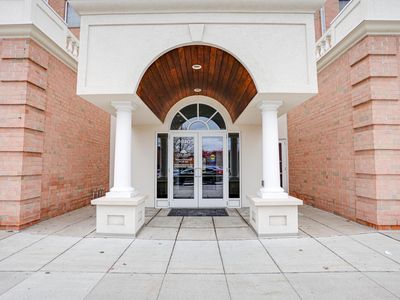 6640 Lyndale Ave S APT 201