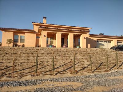 22060 Caballeros Cyn