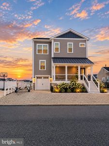 134 E Navasink Dr