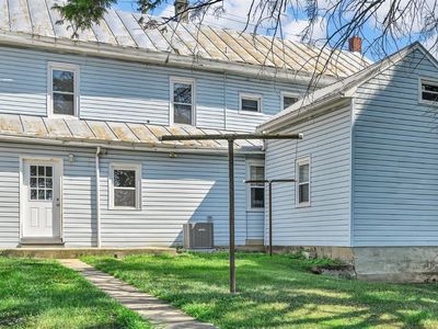 106 E Main Ave