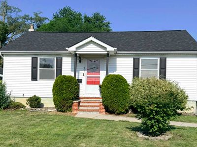 Property at 941 N Summit St, Bowling Green, OH