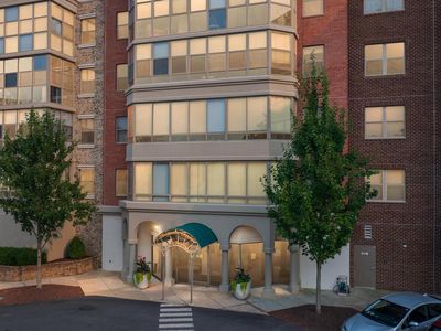 19370 Magnolia Grove Sq Unit L04