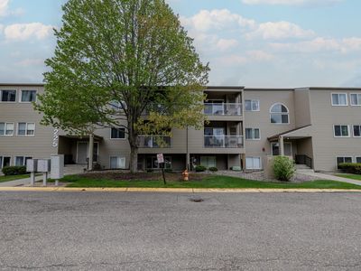 1225 Ferndale St N #B1