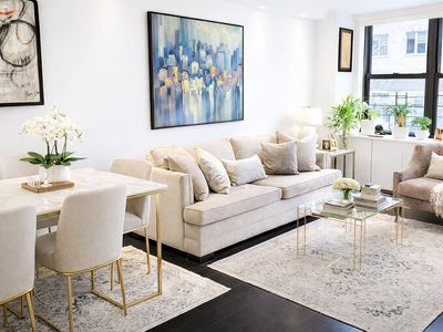 305 E 40th St APT 2M