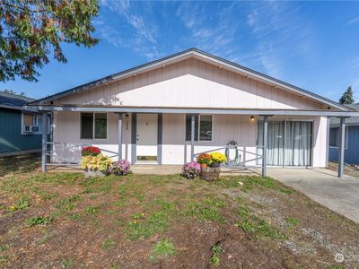 208 W Prairie Street