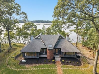89 Harbor Road