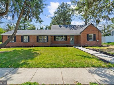 203 Walton Ave