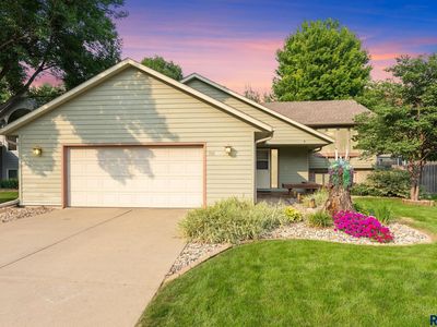 5112 E Blueridge Dr