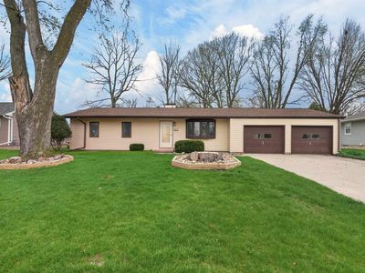 4317 Hillside Dr