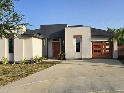 5545 Portugal Loop