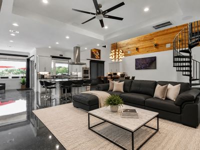 5000 Esquire Estates Rd