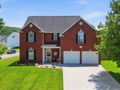 6949 Wyndham Pointe Ln
