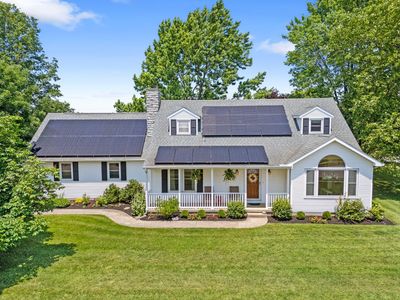 1102 Farmington Ln